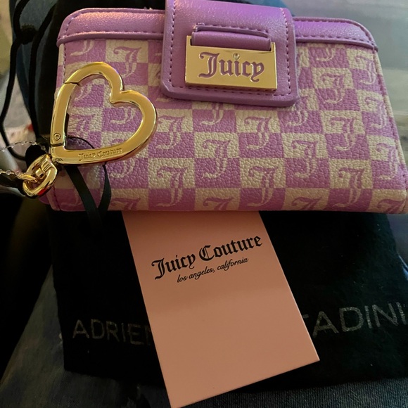 Juicy Couture Pink Wallet NWT - Picture 1 of 7